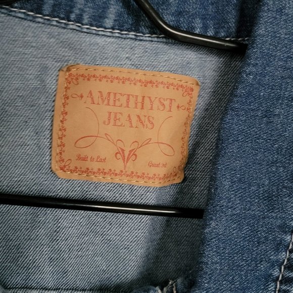 Amethyst Jeans Embroidered  Sleeveless Jean Jacket Denim Vest Size Large - Picture 7 of 14